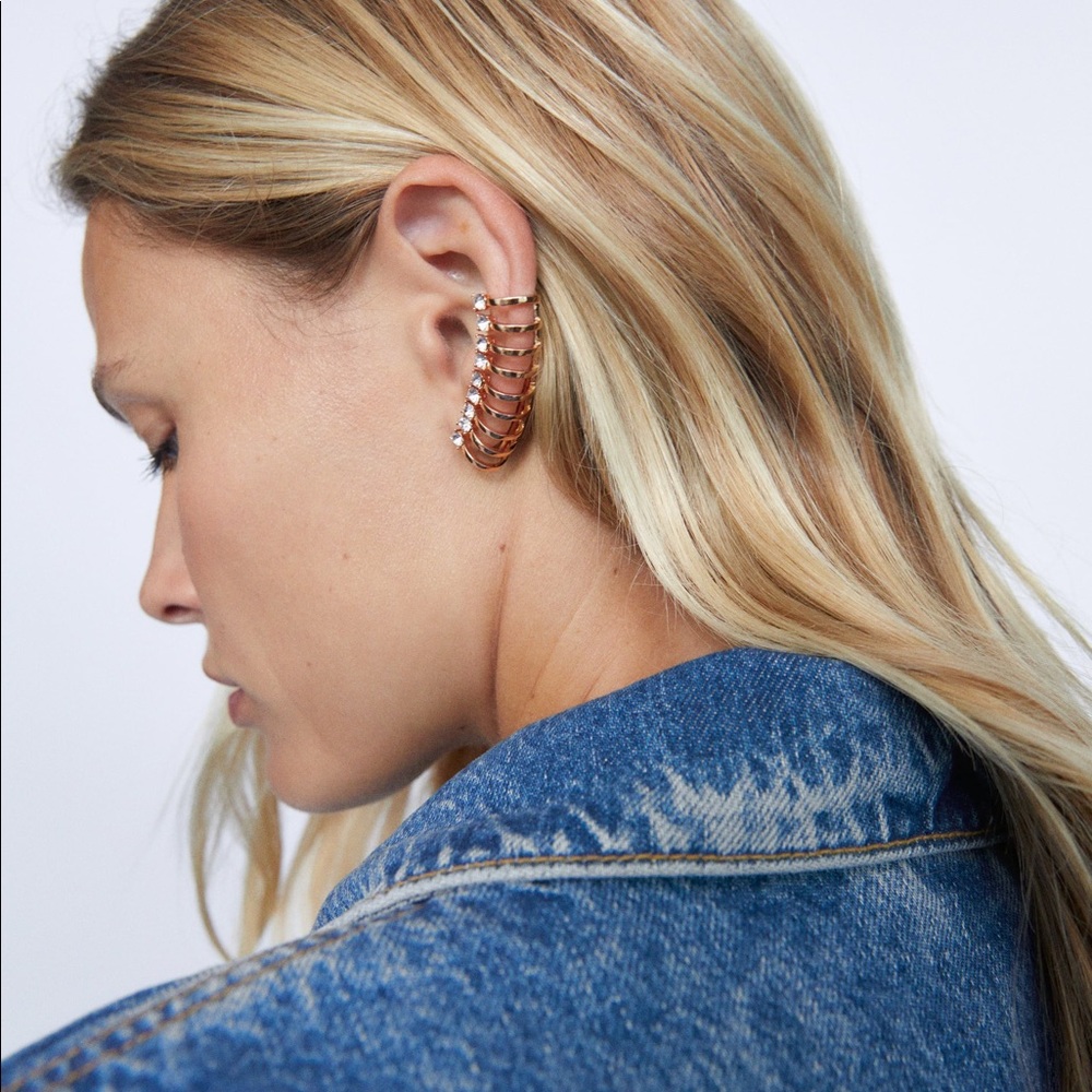 Zara pack bejeweled of earrings gold